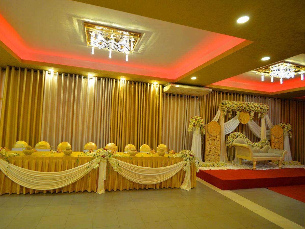 Capitalcity Hotel Badulla Exteriör bild